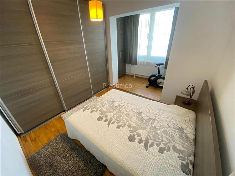 Apartament cu 4 camere de vanzare in Tudor - 2