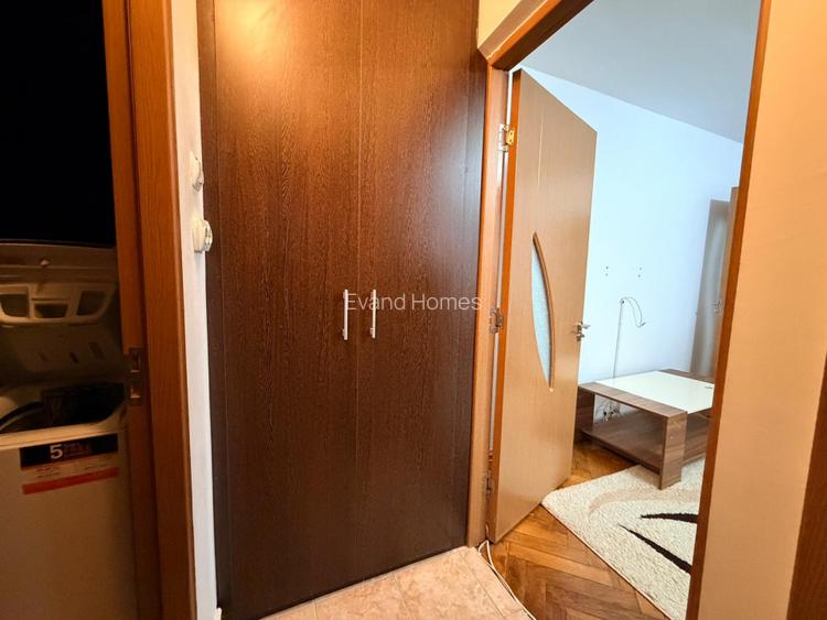 Apartament cu 2 camere - et 3 - zona Calea Sagului - 10