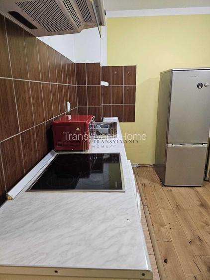 Garsoniera spatioasa la etaj intermediar, bloc cu Lift, Zona Broscarie - 2