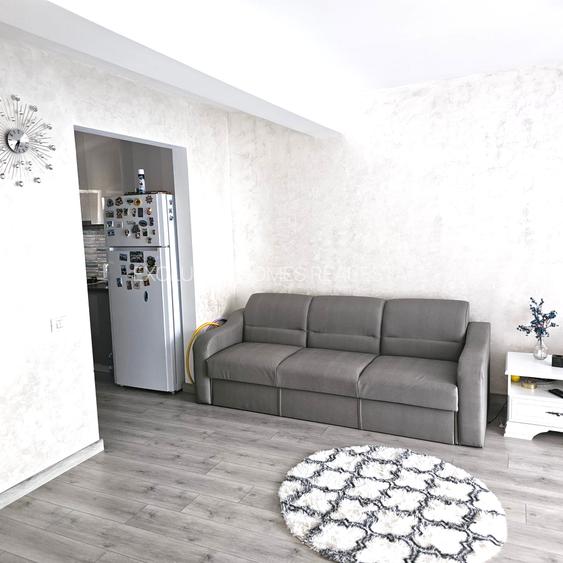 Vanzare Vila plus 100 mp Teren - 3