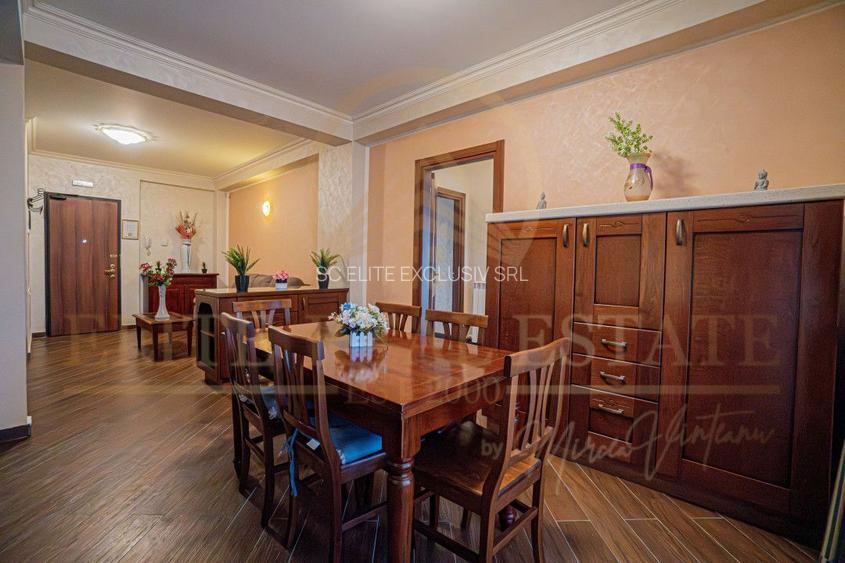 Stațiunea Mamaia - 3 camere, vedere panoramică la lac &acirc; Vila Ovidiu - 8