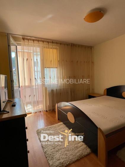 Inchiriez apartament 4 camere in zonǎ centralǎ, Piatra Neamt - 4