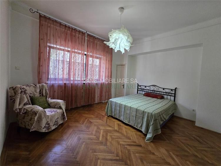 Inchiriere ap 5 camere, garaj, ultracentral. - 16