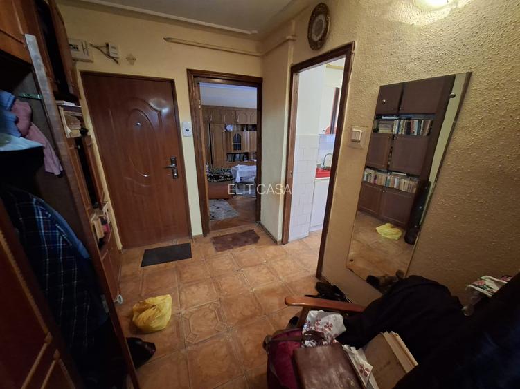 Apartament cu 2 camere, decomnadat, zona Cug - 7