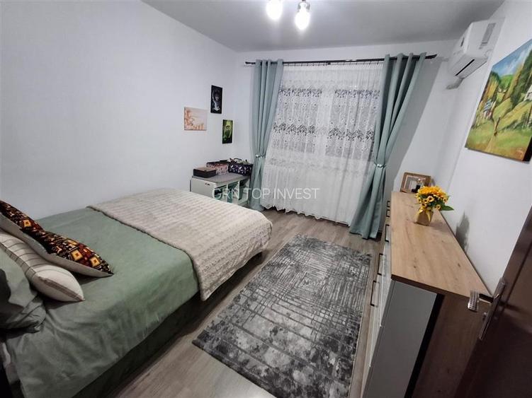 Apartament 3 camere decomandat balcon pivnita zona Vasile Aaron - 2