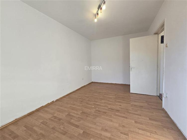 Apartament 2 camere de vanzare in Bacau, etaj 3, Str. Cornisa Bistritei - 3