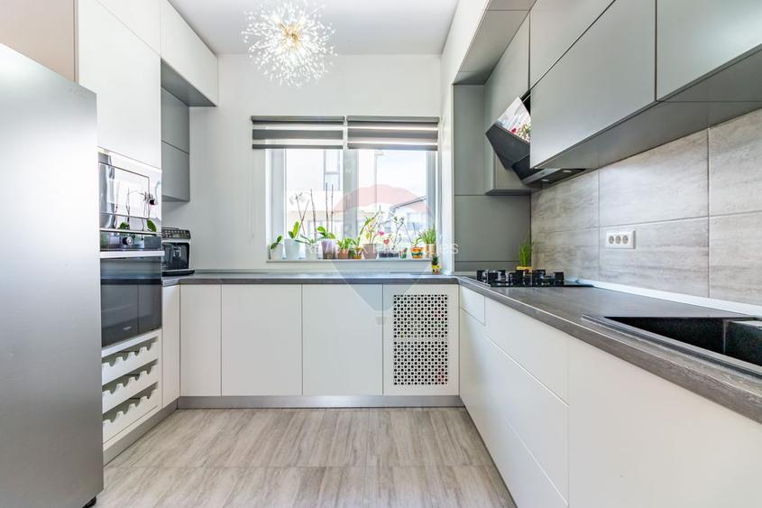 De vanzare Casă / Vilă cu 4 camere in Tunari - 2