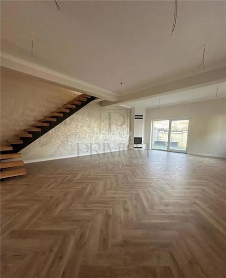 Dumbravita- duplex deosebit, 4 camere, 3 bai, semineu - 2