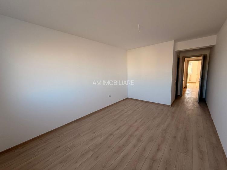 AP. 3 CAMERE, BLOC NOU, CENTRALA PROPRIE,BUCATARIE INCHISA,COMISION 0% - 9