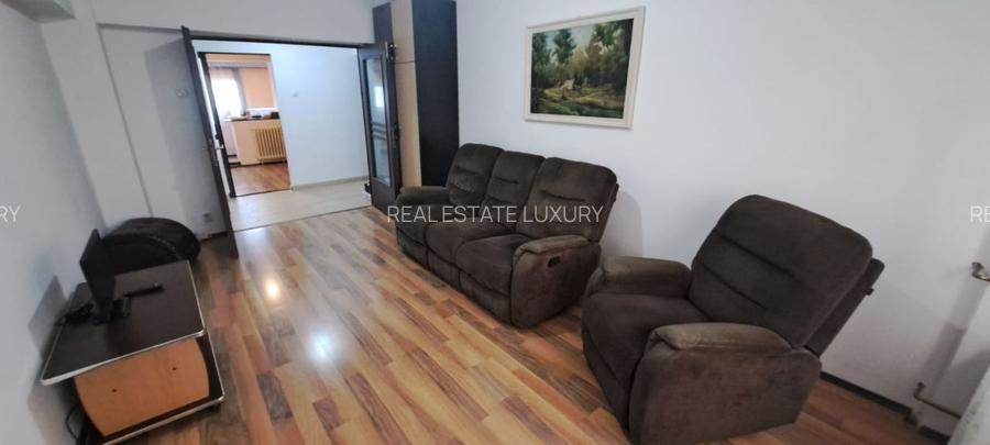 Apartament 4 camere – Metrou Apărătorii Patriei | Loc de parcare - 5