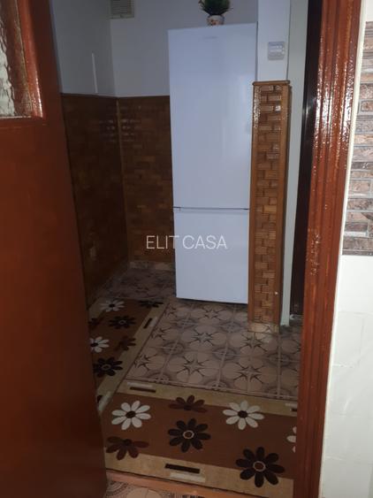 Apartament 2 camere, etaj 1/4, zona Podu Ros - 3