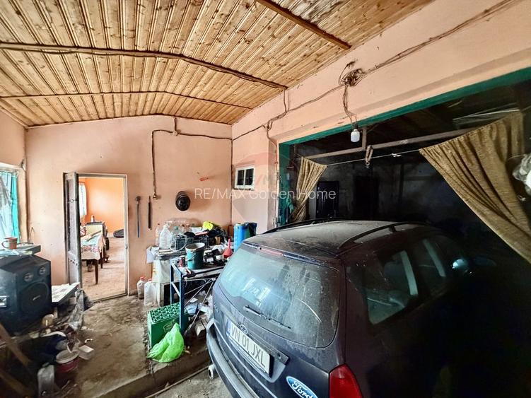 Casă cu 4 camere si teren 7727 mp Blidari - 17