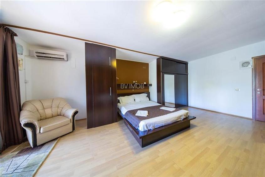 Vanzare Pensiune 11 camere Mamaia Nord langa plaja - 24