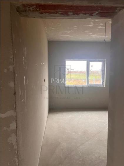 Casa individuala - Teren 635 mp - toate utilitatile. - 12