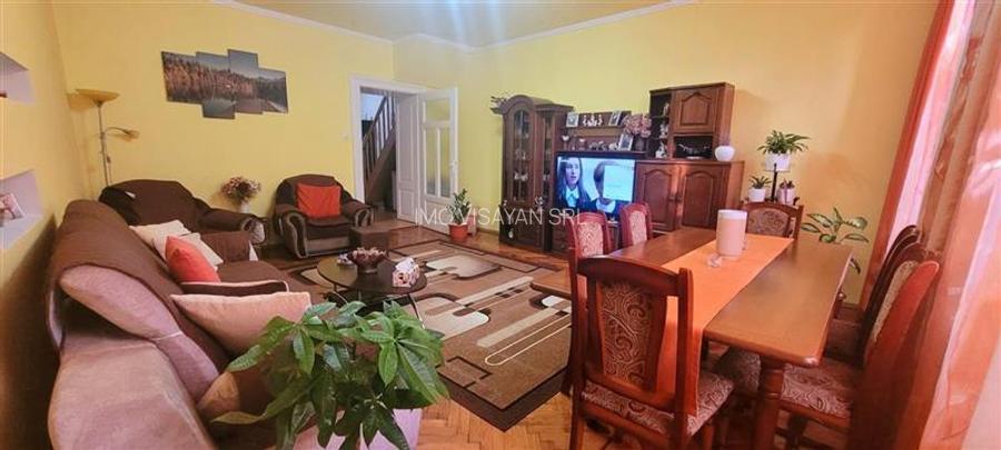 apartament ultracentral,garaj, pivnita, Sibiu,comision 0 - 10