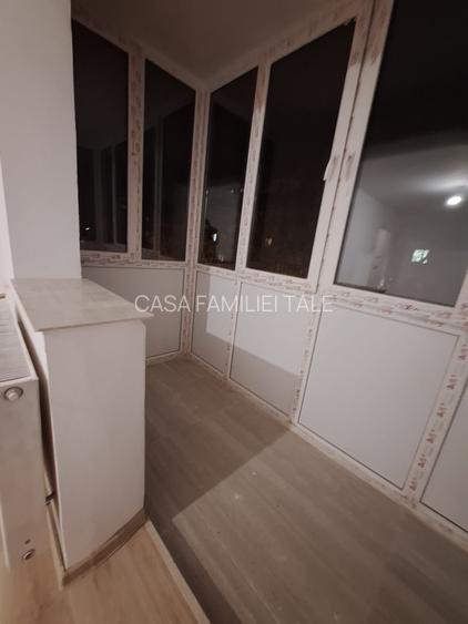 Apartament 4 camere – 3 dormitoare, renovat recent -ideal familie sau investiție - 2