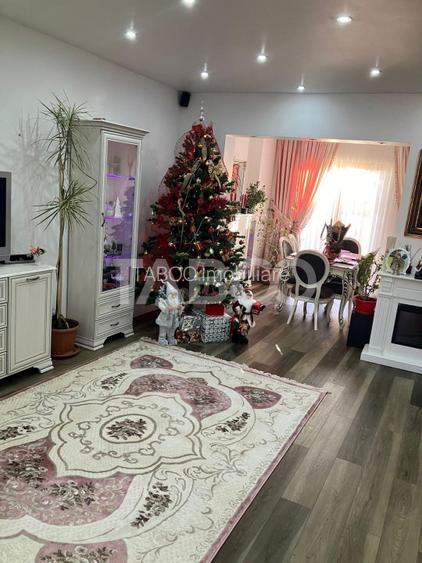 2 Case individuale moderne renovate 500 mp teren de vanzare Sibiu - 11