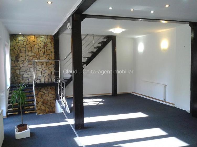 Piata Iancului, metrou, vila P+1E+M cu 5 camere, 3 bai - 2