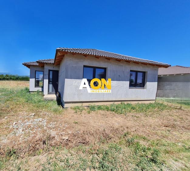 Casa 4 Camere, 130 mp, Teren 430 mp, Toate Utilitatile, Zona Micesti - 2