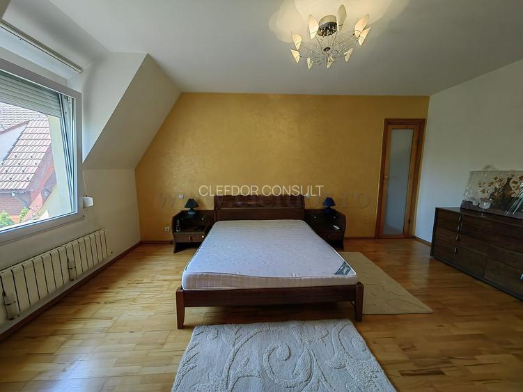 Vilă cu acces la piscina langa Jolie Ville - 16