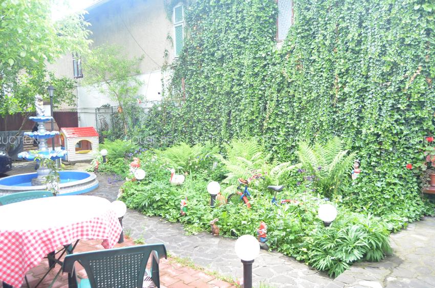 Pensiune 11 camere ,central,Busteni - 2