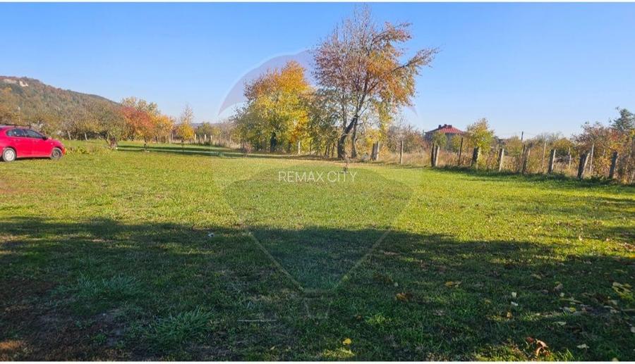 Casă / Vilă cu 5 camere de vânzare - 48