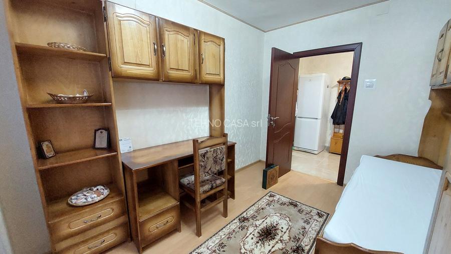 13 Seprembrie,Panduri, metrou Academia Militara la 800m - 17