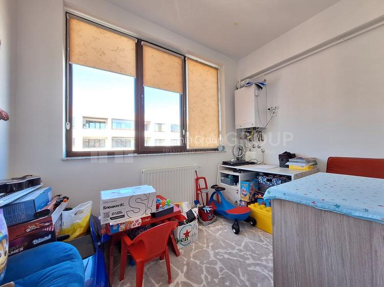 Apartament 2 camere decomandat, spatios,  Coresi Isaran - 11