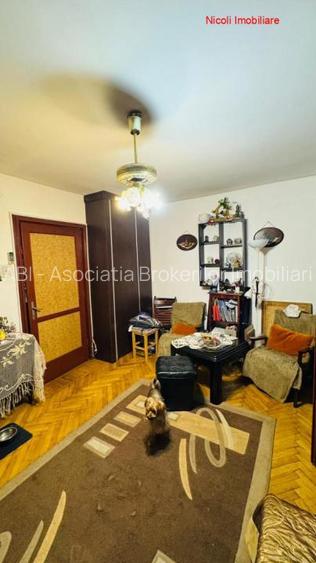 Gara de NORD, bloc fara bulina - 5