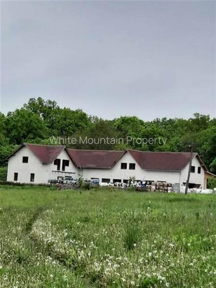 Oportunitate investitie | Teren 10 000 mp cu constructie de 530 mp la 10 km de V - 4