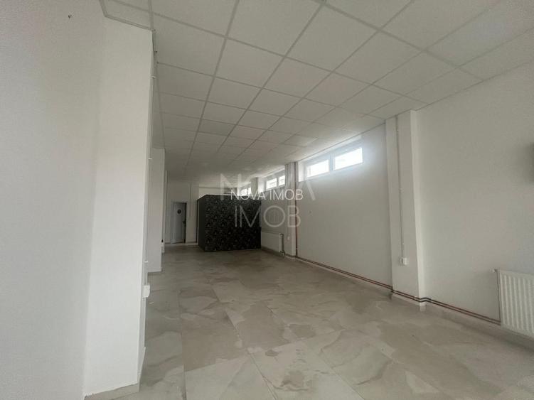 Spatiu comercial Selimbar 120 mp - vitrina la strada - zona Brana - 3