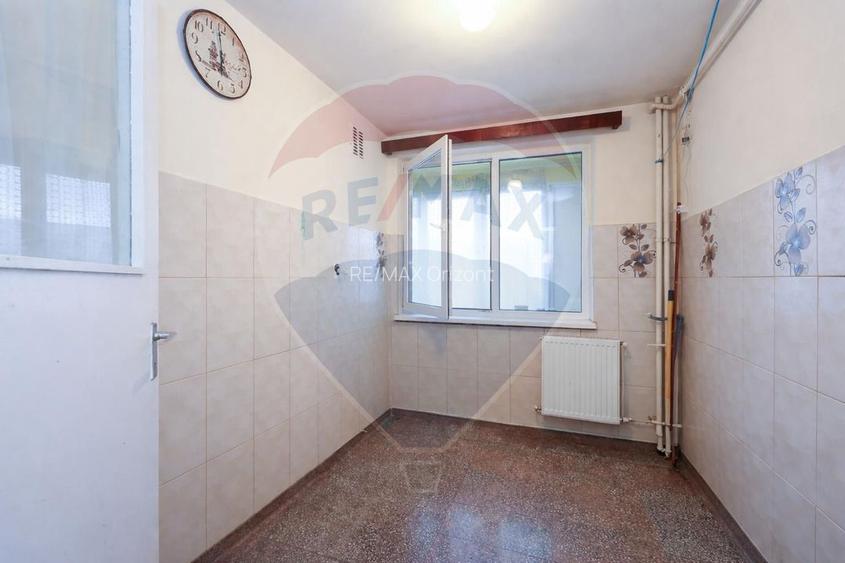 Apartament cu 3 camere de vânzare în zona Warthe - 5