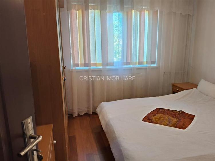 Ap 2 cam Dorobantilor-Bariera Etaj 3 Conf 1 decomandat - 48 mp - 2