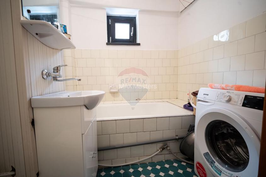 Apartament cu 4 camere de vânzare în zona Central - 17
