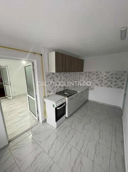 Casa de inchiriat | 4 camere | Curte | Perfecta pentru echipe de muncitori - 2