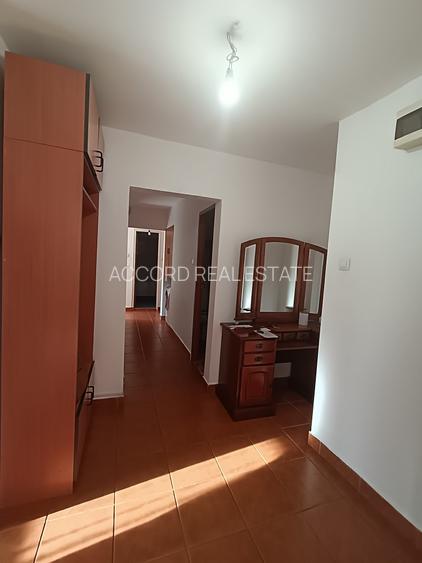 Dristor - Ramnicu Valcea, la 6-7 minute de metrou - 7