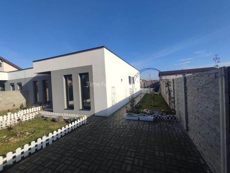 Sanandrei, Duplex pe PArter , 3 Dormitoare, 2 bai, Dresing, Perete Dublu - 4