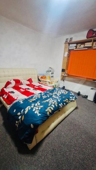 Casa cu 2 corpuri in curte, individuala,  7 camere, 150 mp, zona Bartolomeu - 11