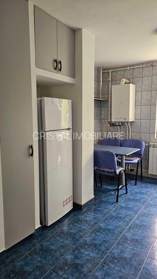Apartament 3 camere de inchiriat, bloc reabilitat,  Romancierilor - 4