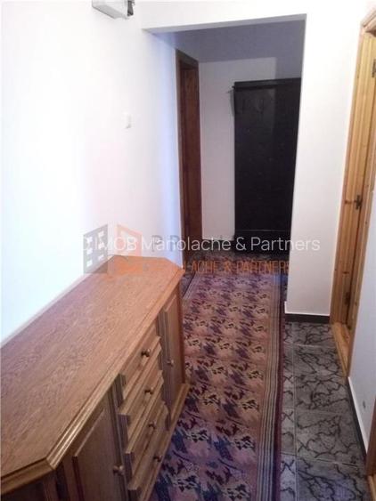 Apartament 3 camere cf 1 semidecomandat zona Crang - 6