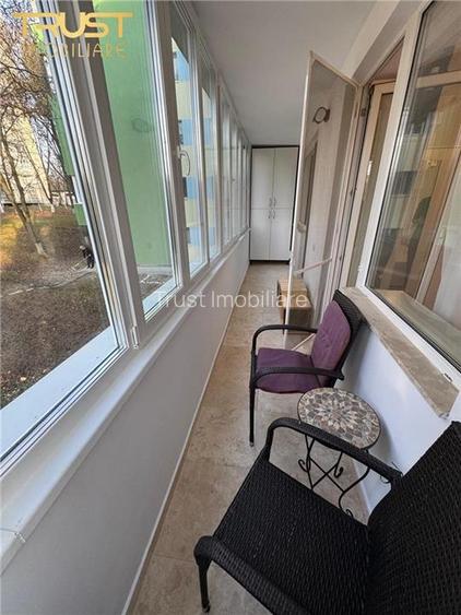 3 Camere I Parcare I Detunata - 12