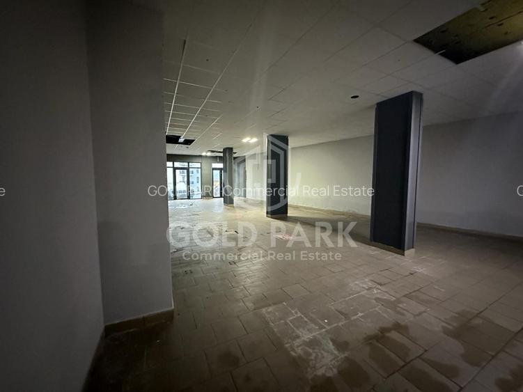 Spatiu Comercial - Zona Donath - Parcari - Vitrina - 14