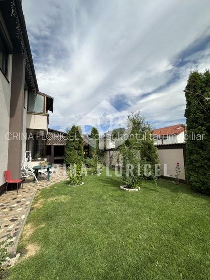 Vanzare vila cu trandafiri in suprafata de 220 mp , teren 536 mp din Domnesti - 9