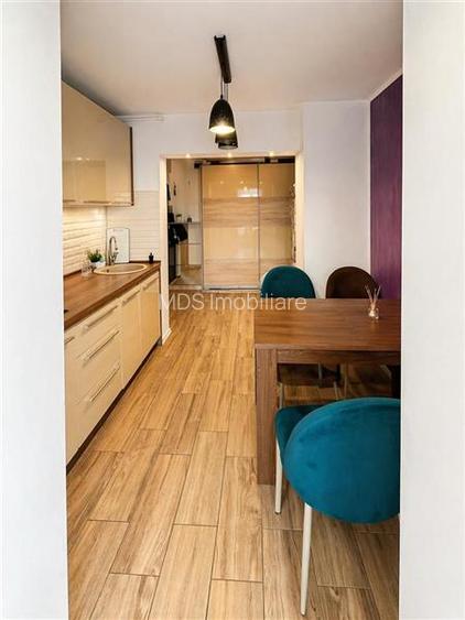 Decomandat, mobilat si utilat la etaj 3 aproape de Complex - 5