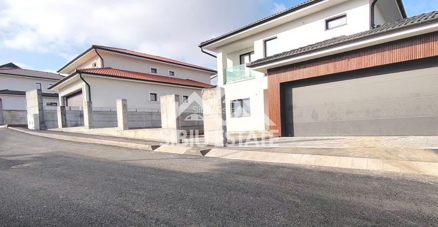 Casa individuala de lux, cu garaj, Selimbar, Sibiu - 10
