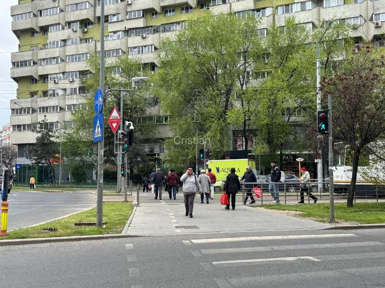 PROPRIETAR/ RANDAMENT  8% Vand Spatiu Comercial Pantelimon Zona Delfinului - 4