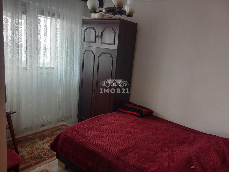 Vanzare apartament 4 camere, cu vedere panoramica, in zona Eroilor Ploiesti - 7