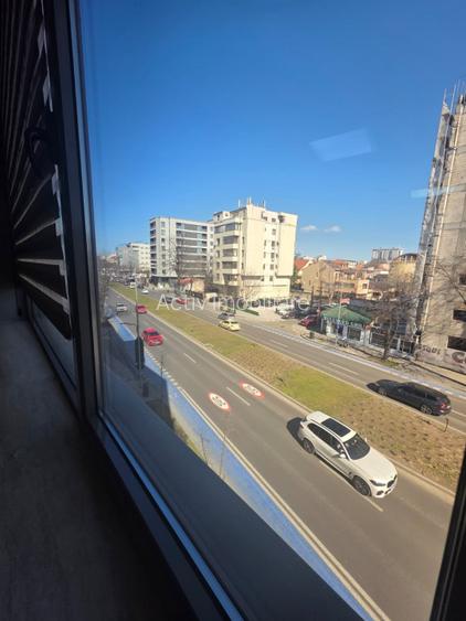 Birou modern, 36mp - B-dul. Mamaia, zona Delfinariu - open space - 4
