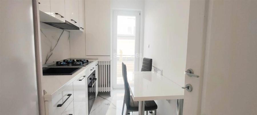 AP 2 CAM CAPAT CUG LUNCA CETATUII SEMIDECOMANDAT ETAJ 1 - 3