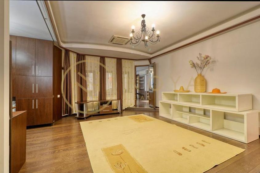 Apartament in Vila 5 camere   Spatiu Birou | Piata Victoriei Kiseleff